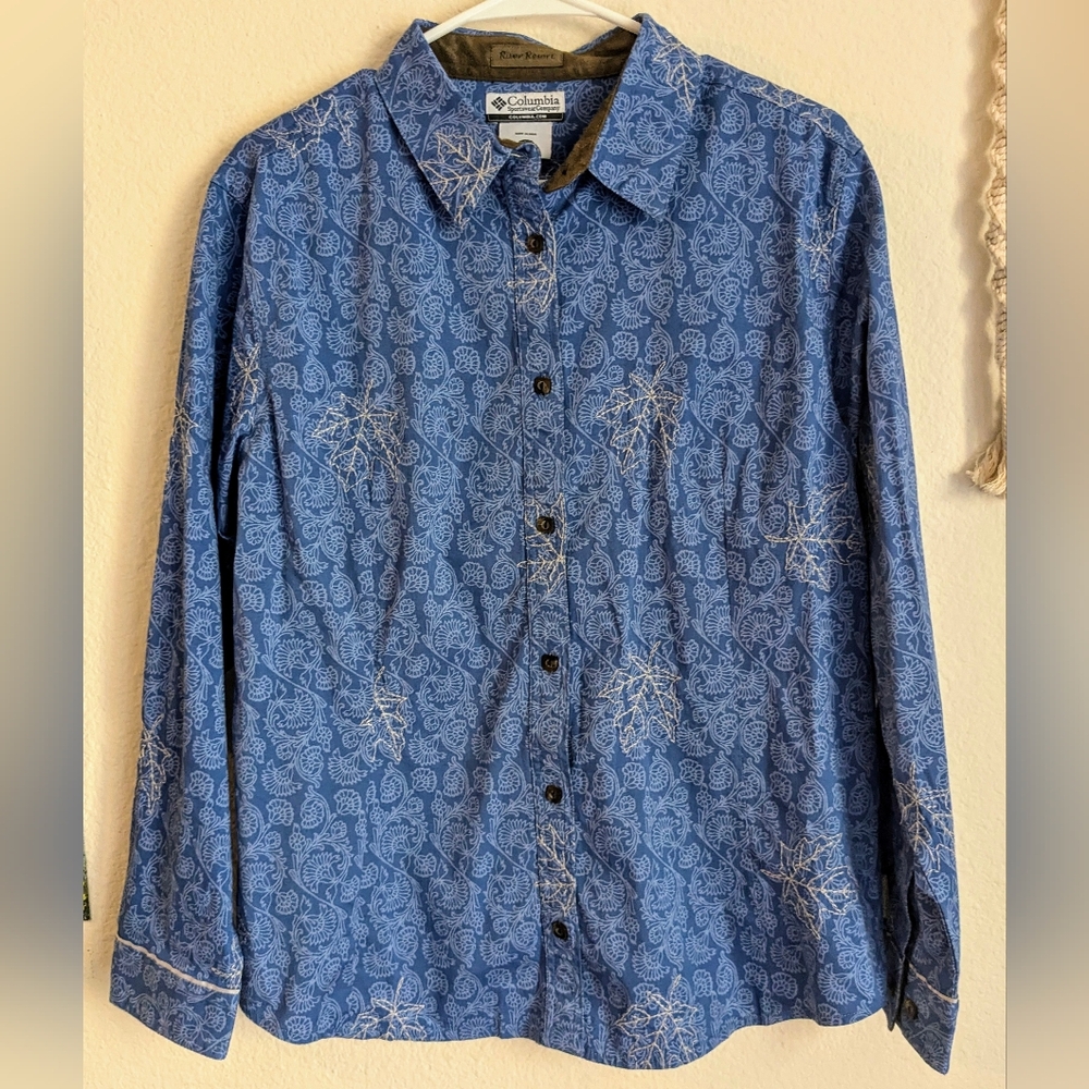 Columbia River Resort Blue Embroidered Leaves Button Down Shirt Women's Sz L